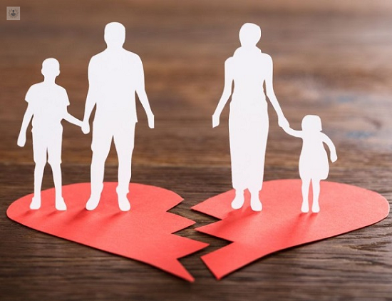 hablar mal a los hijos de su padre es
maltrato hablar mal a los hijos de su padre es maltrato